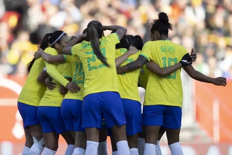 Servidores públicos terão ponto facultativo em jogos da seleção feminina na  Copa